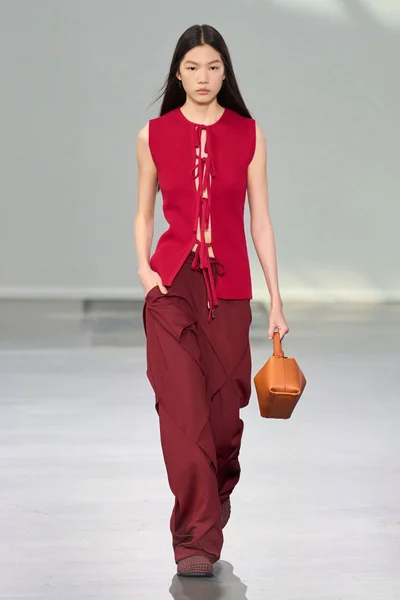 Look 34